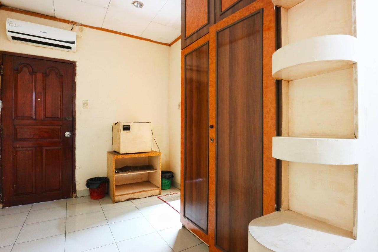 Lee Garden Hotel Medan Exterior photo